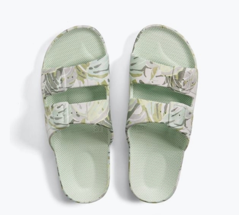 הקיץ הזה הולך ברגל – עם Freedom Moses slides